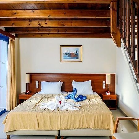 Adelais Hotel 테브로노이티스 외부 사진